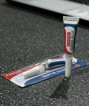 Lem Kuning Castol Super Glue Tube 3g