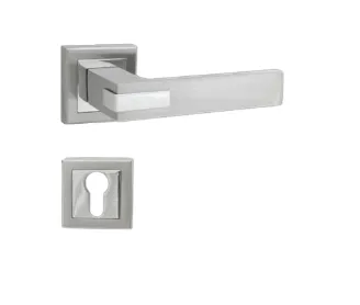 Pegangan Pintu Gradino HRE 99.81