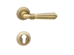 Pegangan Pintu Solid HRE 61.12